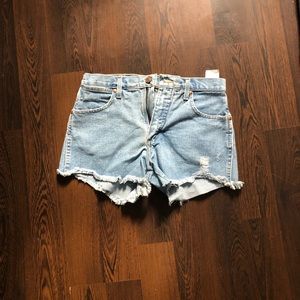 light wash never worn wrangler shorts